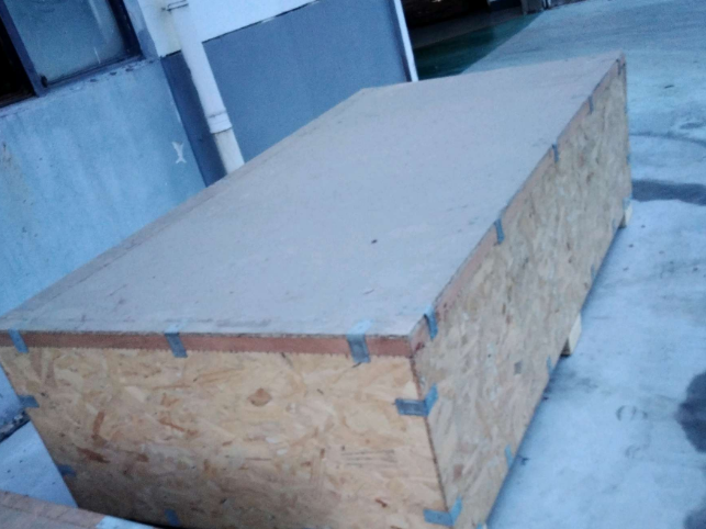 Protected, labeled store-ready display components in a purpose-built crate